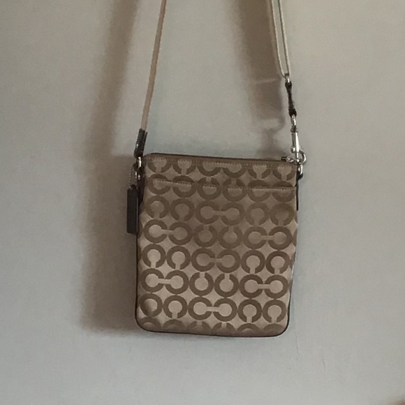 Coach purse - Picture 4 of 5
